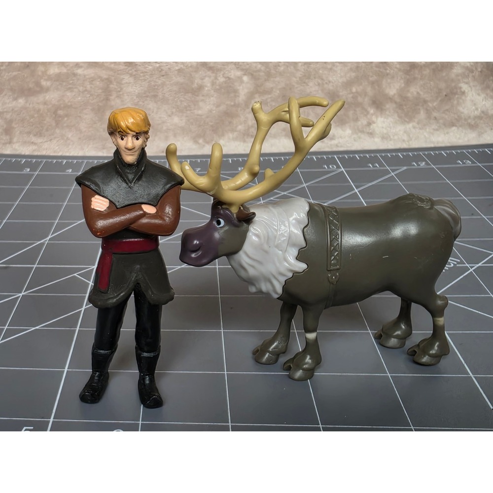 Disney Frozen Kristoff and Sven Action Figure Set Reindeer 4 inch PVC Toys